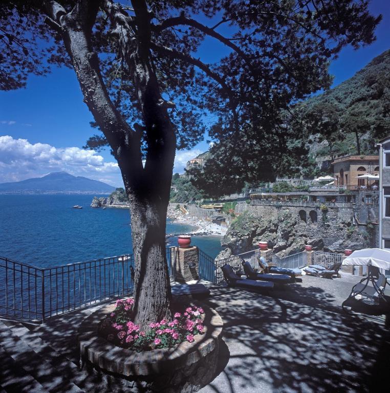 Hotel Scrajo Wellness & Mineral Spa Neapolitan Riviera Экстерьер фото