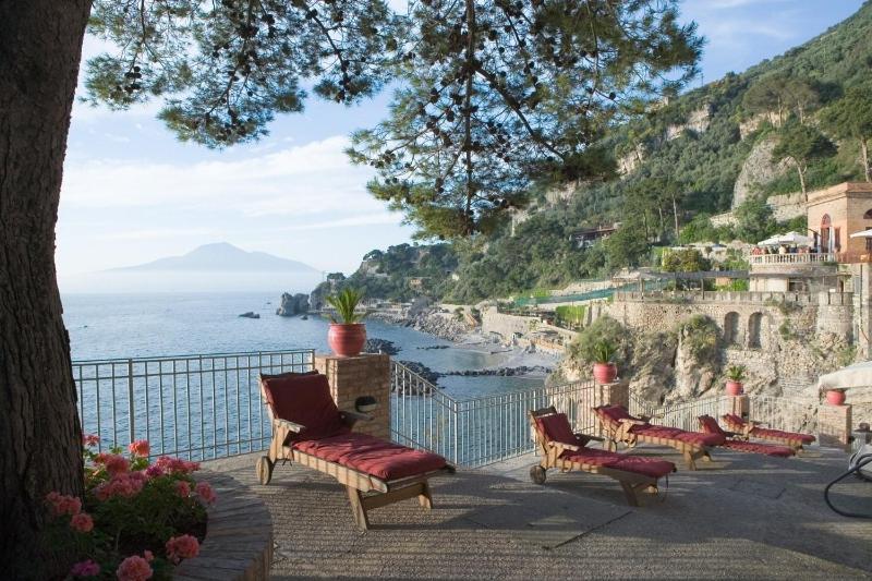 Hotel Scrajo Wellness & Mineral Spa Neapolitan Riviera Экстерьер фото